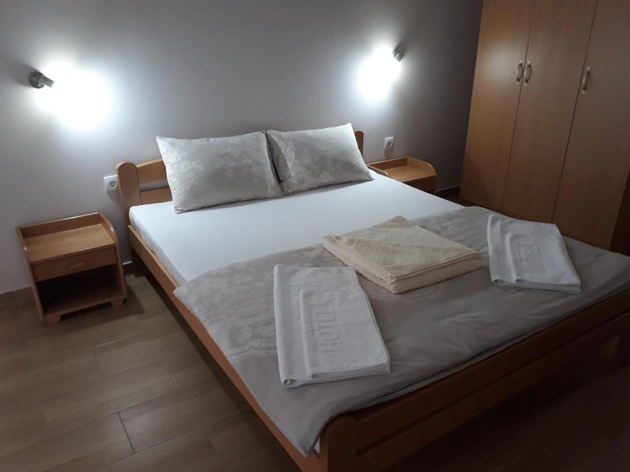 Prenociste I Restoran Ihthis 巴伊纳巴什塔 外观 照片